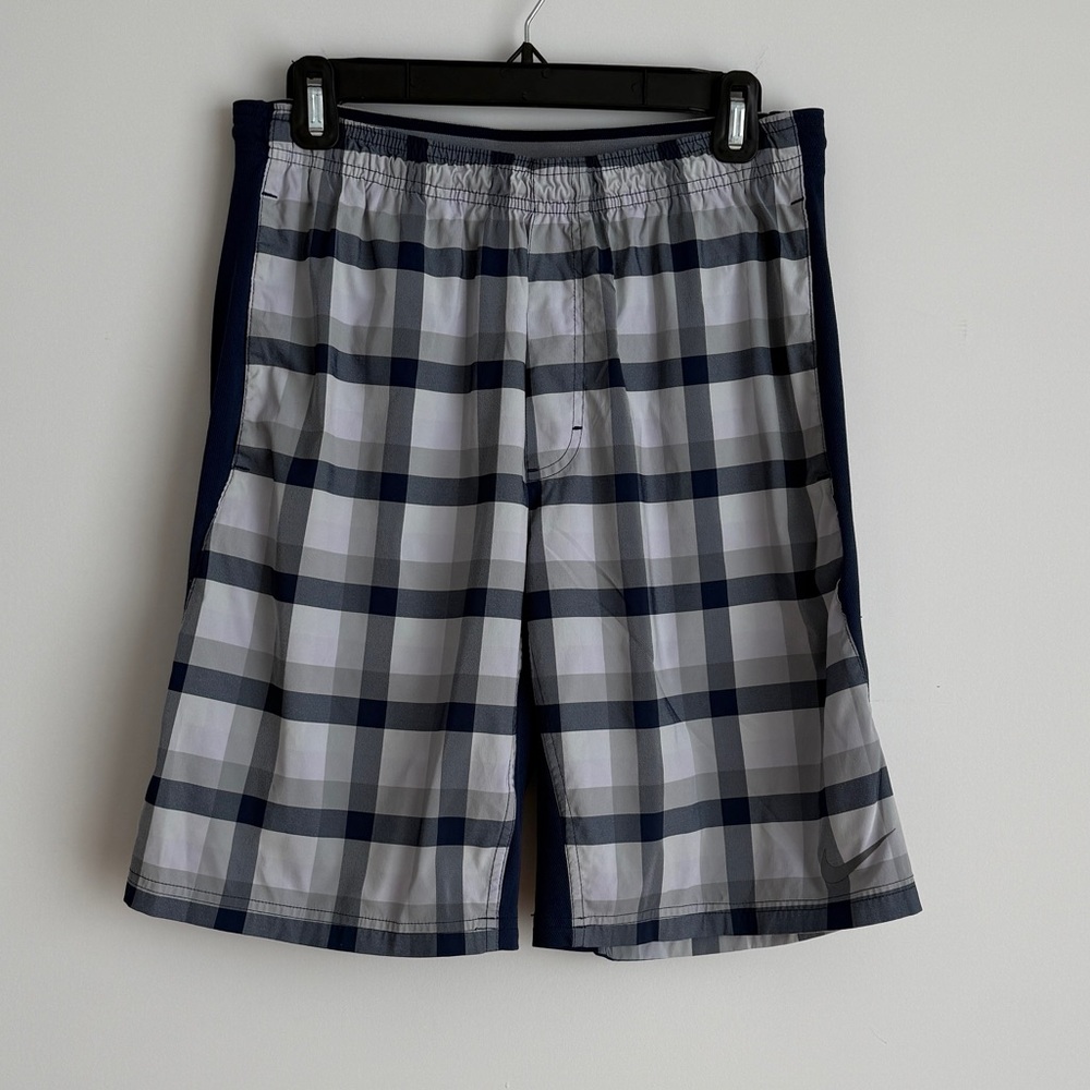 Plaid Tennis Shorts in Gray & Navy - Nike